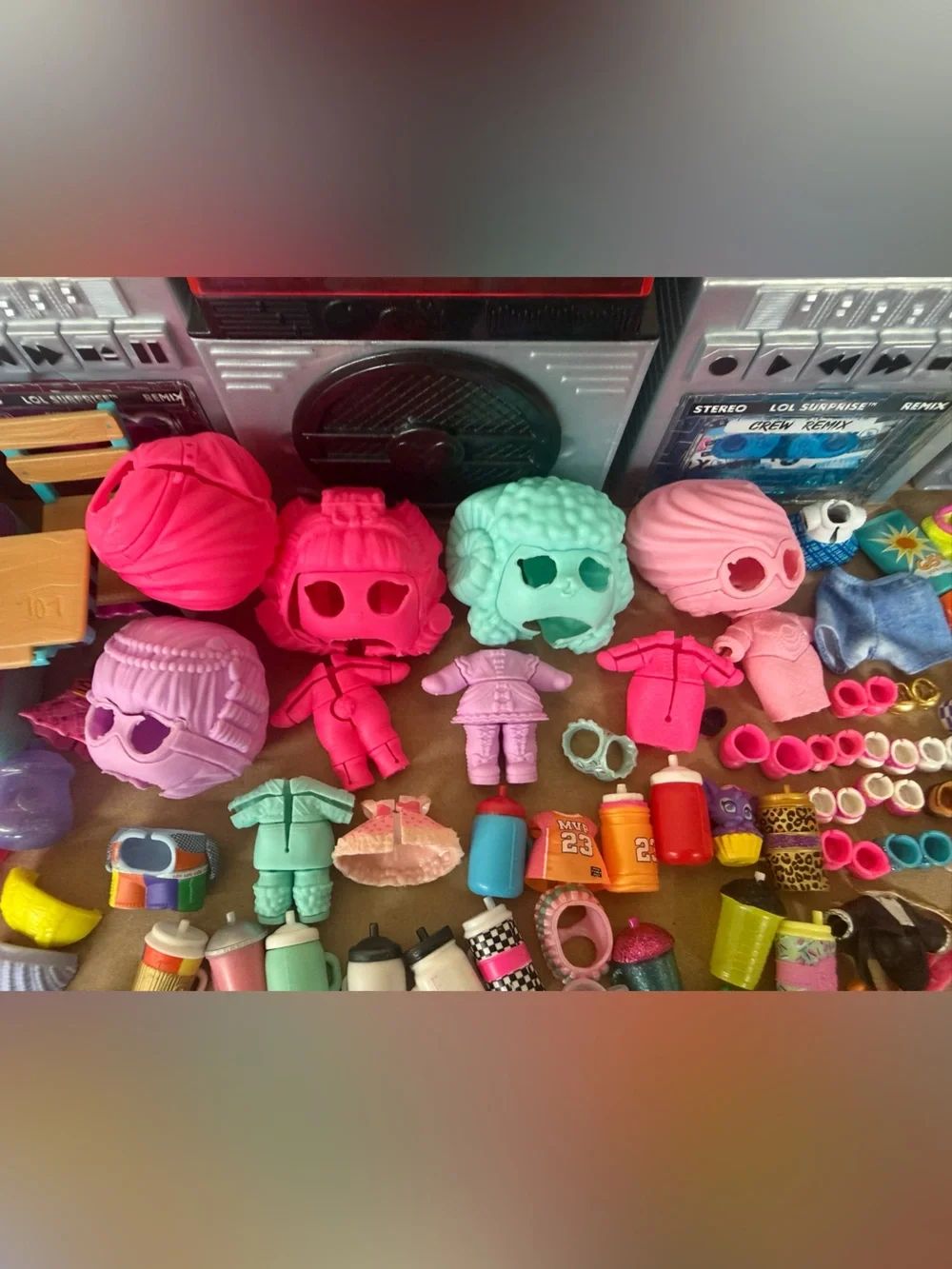 Awesome!!  L.O.L. Surprise! Dolls & Accessories Bulk !!!!